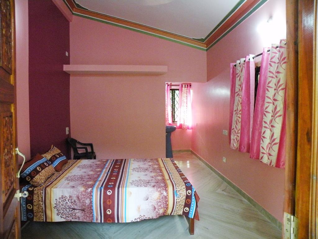 Sai Guru Guest House Anjuna Phòng bức ảnh